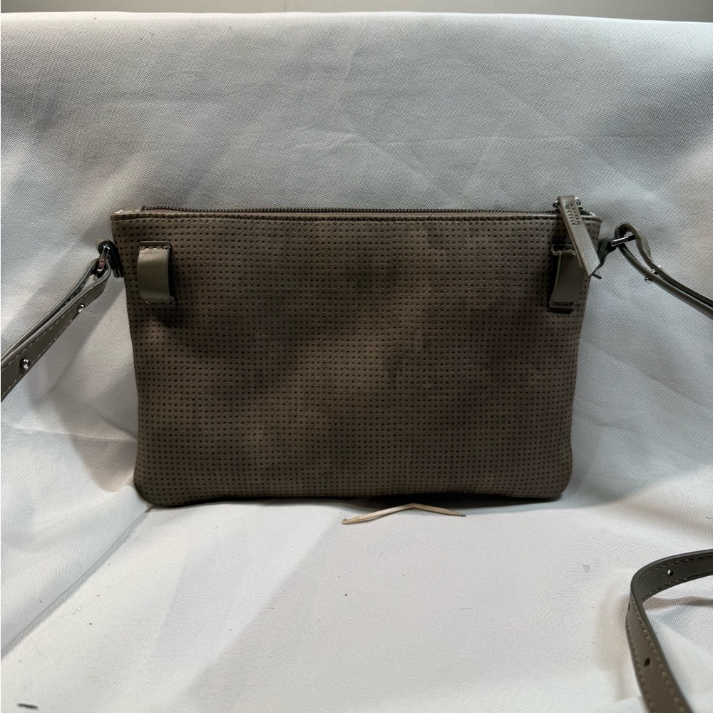Stella & Dot Gray Wristlet Clutch